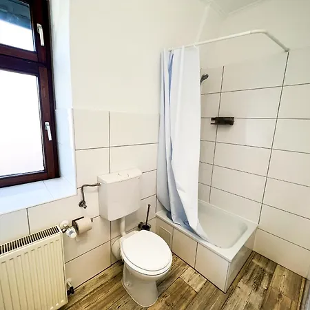 House Deluxe - 15min To Dus & Free Parking Apartamento *