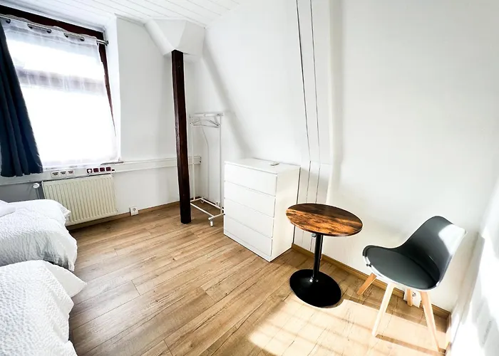 House Deluxe - 15min To Dus & Free Parking Apartament Krefeld